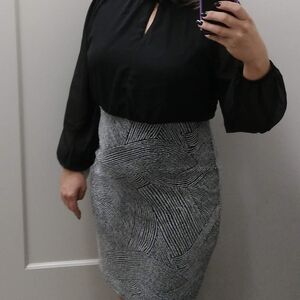 Absolutely Famous Black and Gray Midi Skirt